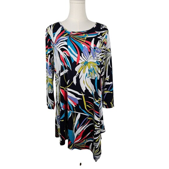 Clara SunWoo Floral Tunic Top Asymmetric Hem Medium Flowy 3/4 Sleeve Black - Picture 1 of 9